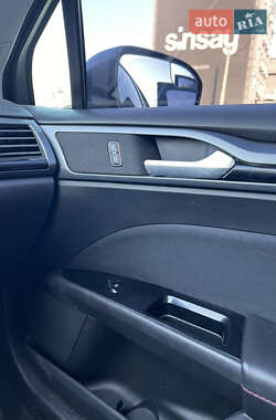 Седан Ford Fusion 2014 в Миколаєві