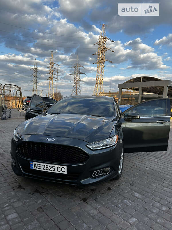 Седан Ford Fusion 2015 в Кривому Розі