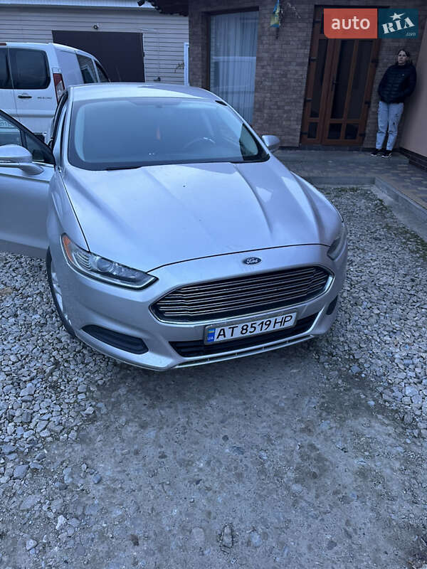 Седан Ford Fusion 2013 в Коломиї