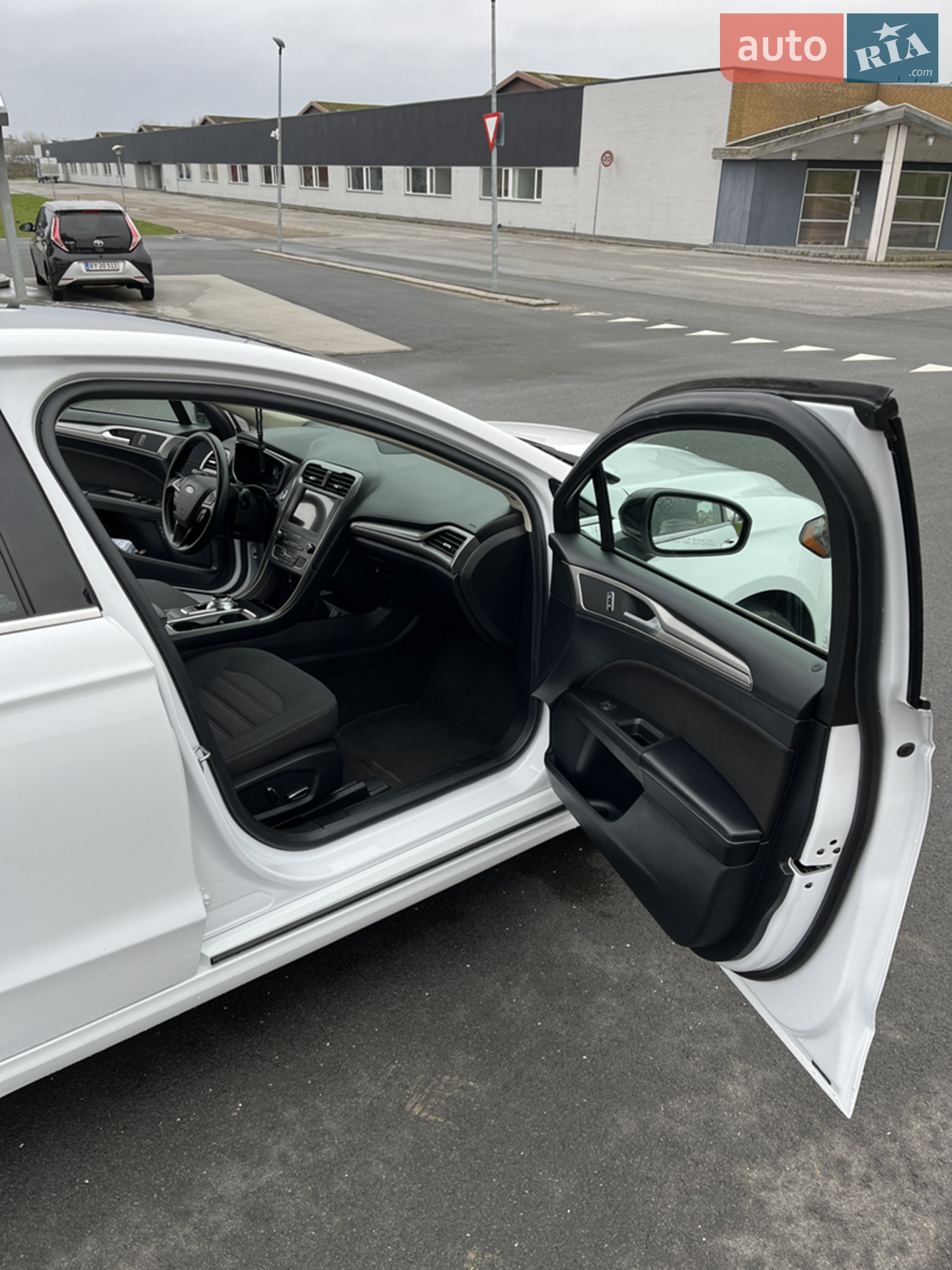2019 Ford Fusion - мініатюра 7