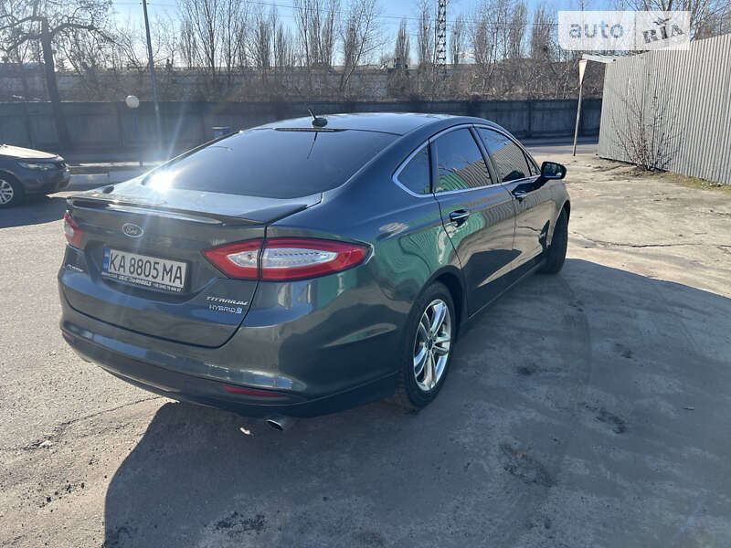 Седан Ford Fusion 2015 в Києві