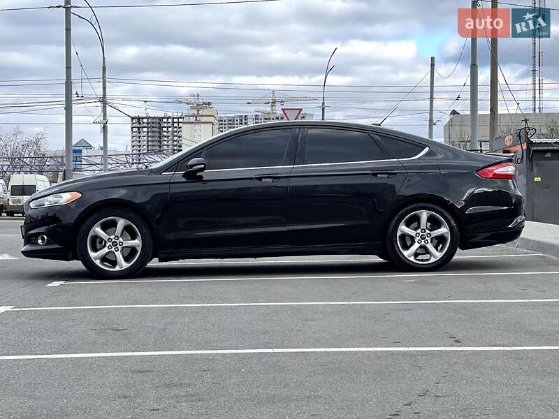 Седан Ford Fusion 2014 в Києві