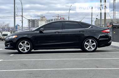 Седан Ford Fusion 2014 в Києві