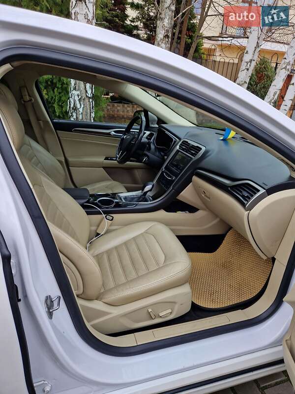 Седан Ford Fusion 2013 в Одессе
