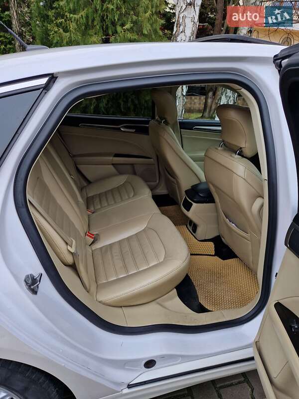 Седан Ford Fusion 2013 в Одессе