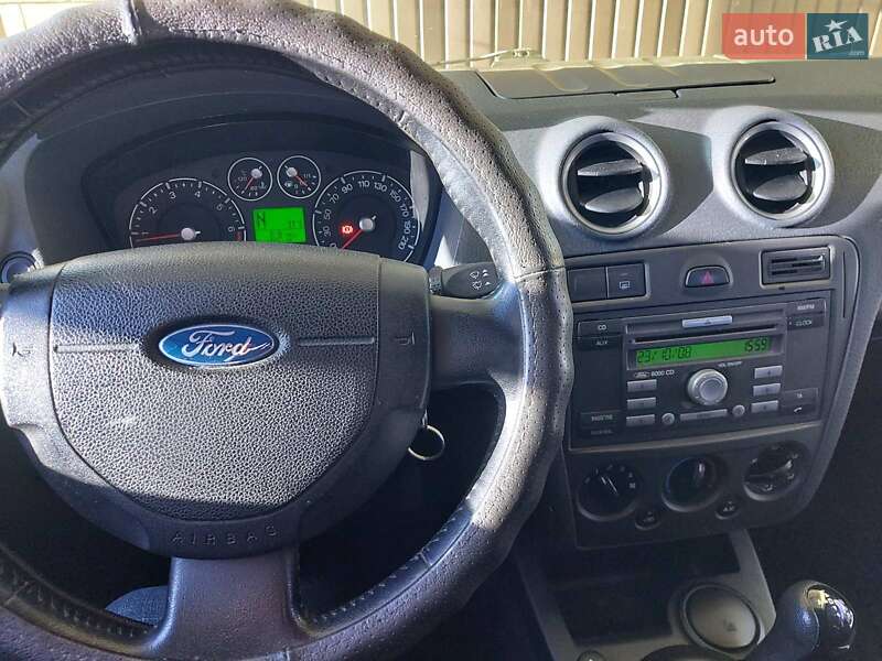 Хетчбек Ford Fusion 2007 в Дніпрі