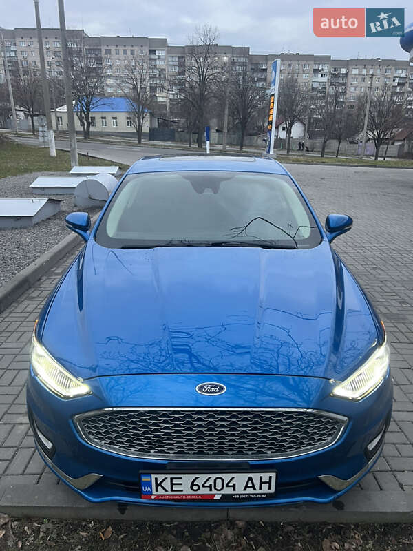 Седан Ford Fusion 2019 в Днепре