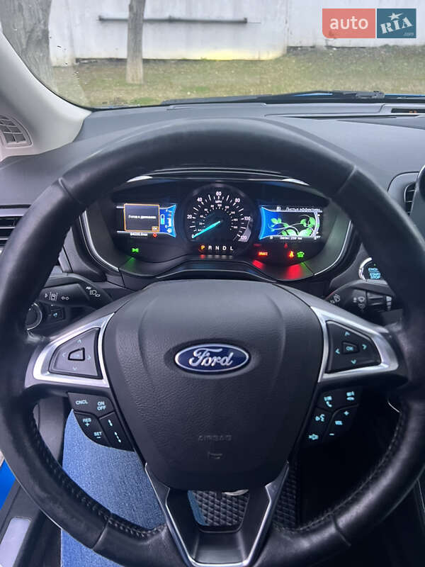 Седан Ford Fusion 2019 в Днепре