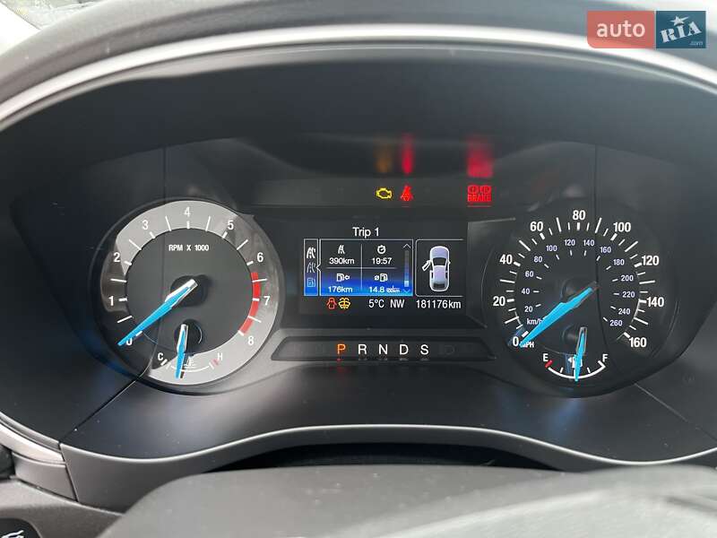 Седан Ford Fusion 2016 в Чернигове