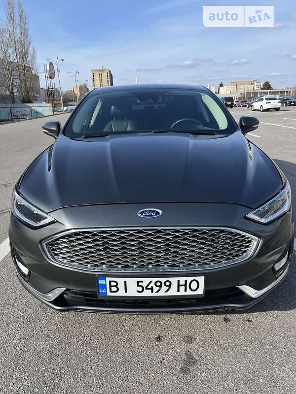 Седан Ford Fusion 2019 в Полтаве