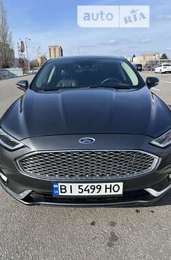 Седан Ford Fusion 2019 в Полтаве