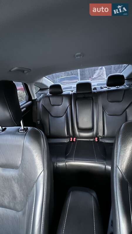 Седан Ford Fusion 2014 в Ужгороде