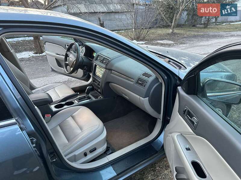Седан Ford Fusion 2012 в Яготине