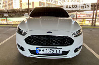 Седан Ford Fusion 2014 в Одесі