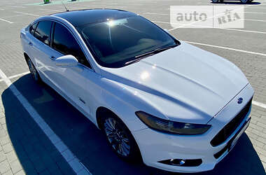 Седан Ford Fusion 2014 в Одесі