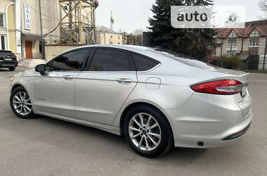 Седан Ford Fusion 2017 в Тернополі