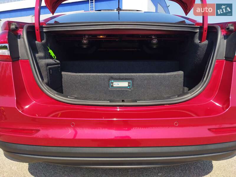 Седан Ford Fusion 2019 в Днепре