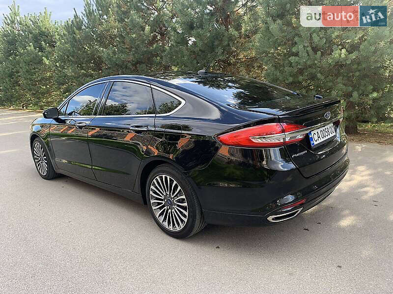 Седан Ford Fusion 2016 в Бершади