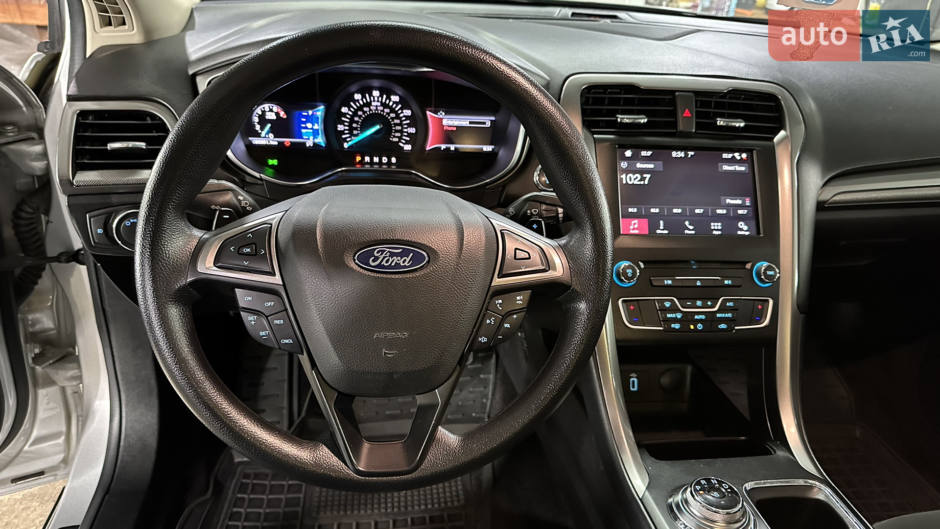 2016 Ford Fusion - мініатюра 26