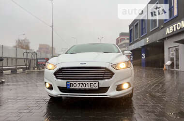 Седан Ford Fusion 2015 в Тернополі