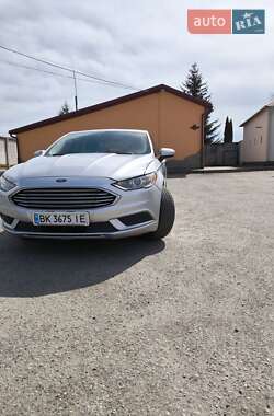 Седан Ford Fusion 2016 в Ізяславі