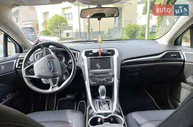 Седан Ford Fusion 2016 в Шептицькому