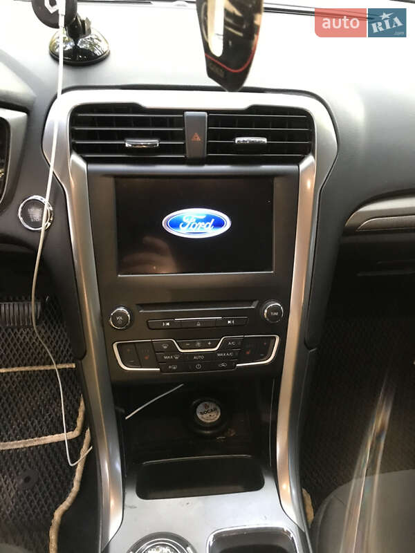 Седан Ford Fusion 2017 в Киеве фото 16 Седан Ford Fusion 2017 в Киеве