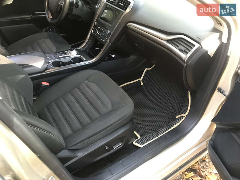 Седан Ford Fusion 2017 в Киеве фото 22 Седан Ford Fusion 2017 в Киеве