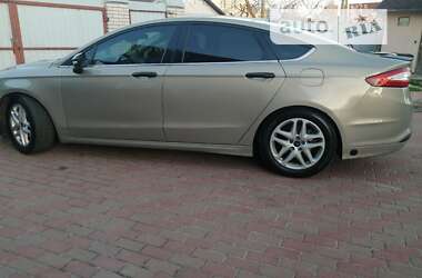 Седан Ford Fusion 2015 в Киеве