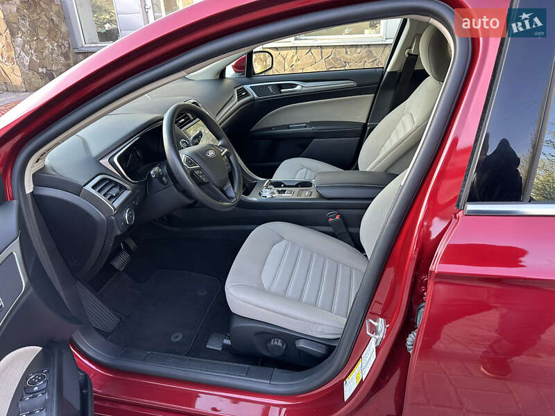Седан Ford Fusion 2019 в Каменском фото 12 Седан Ford Fusion 2019 в Каменском