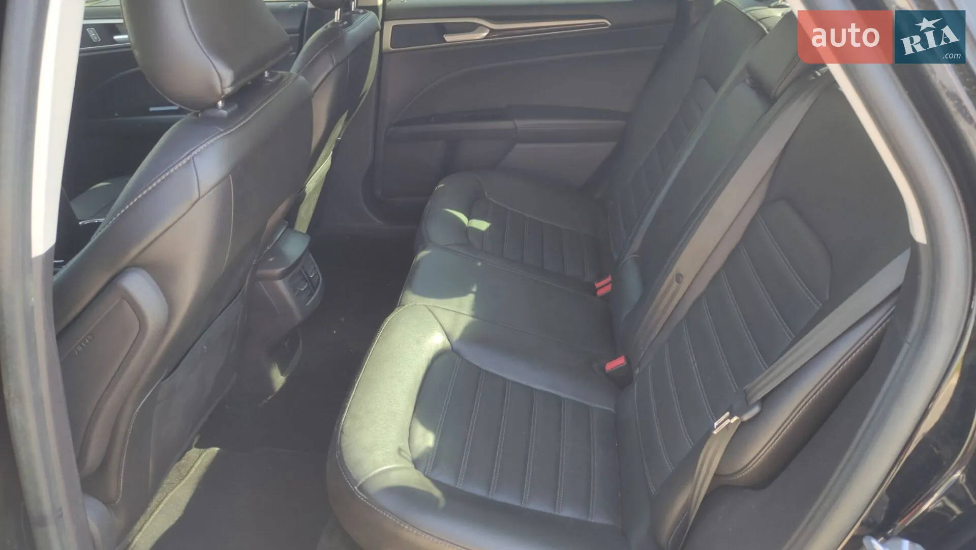 2015 Ford Fusion - мініатюра 15
