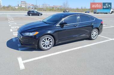 Седан Ford Fusion 2016 в 
