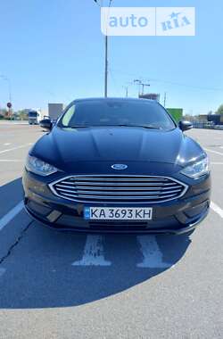 Седан Ford Fusion 2016 в Киеве