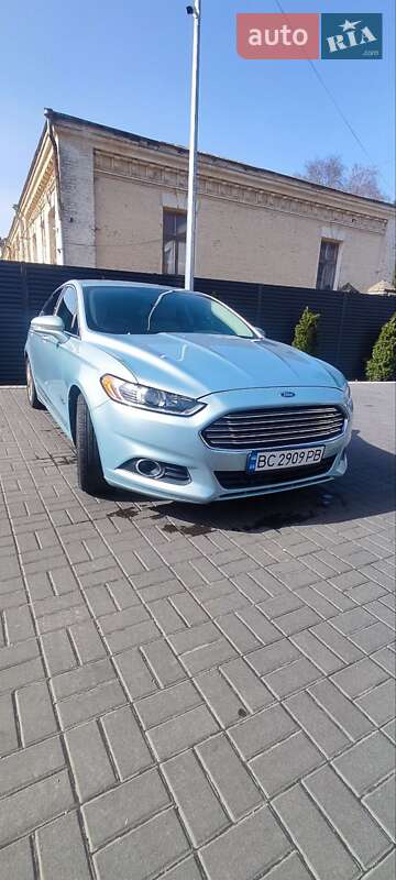 Седан Ford Fusion 2013 в Черкассах