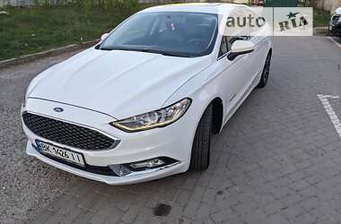 Седан Ford Fusion 2017 в Ровно