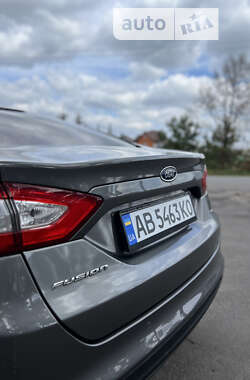 Седан Ford Fusion 2013 в Виннице