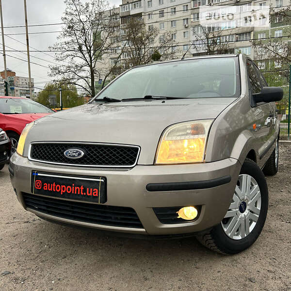 Хэтчбек Ford Fusion 2002 в Сумах