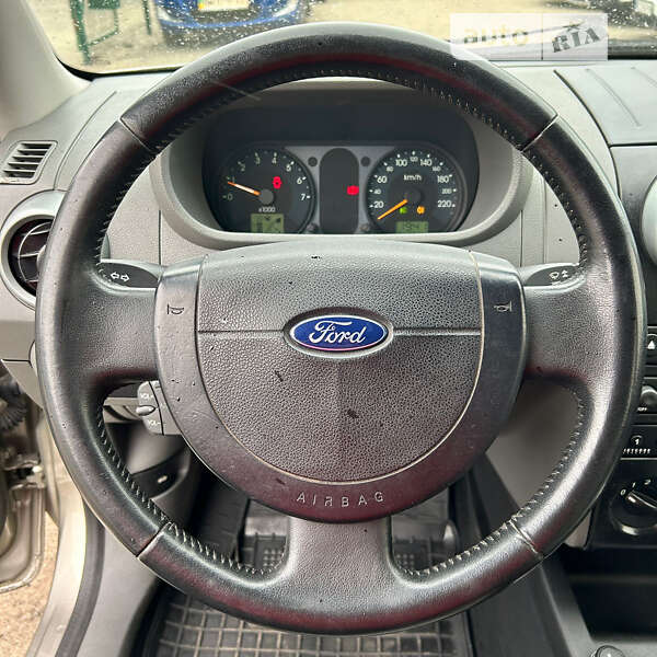 Хэтчбек Ford Fusion 2002 в Сумах