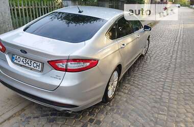 Седан Ford Fusion 2015 в Хусте