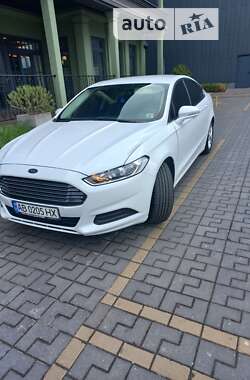 Седан Ford Fusion 2013 в Вінниці