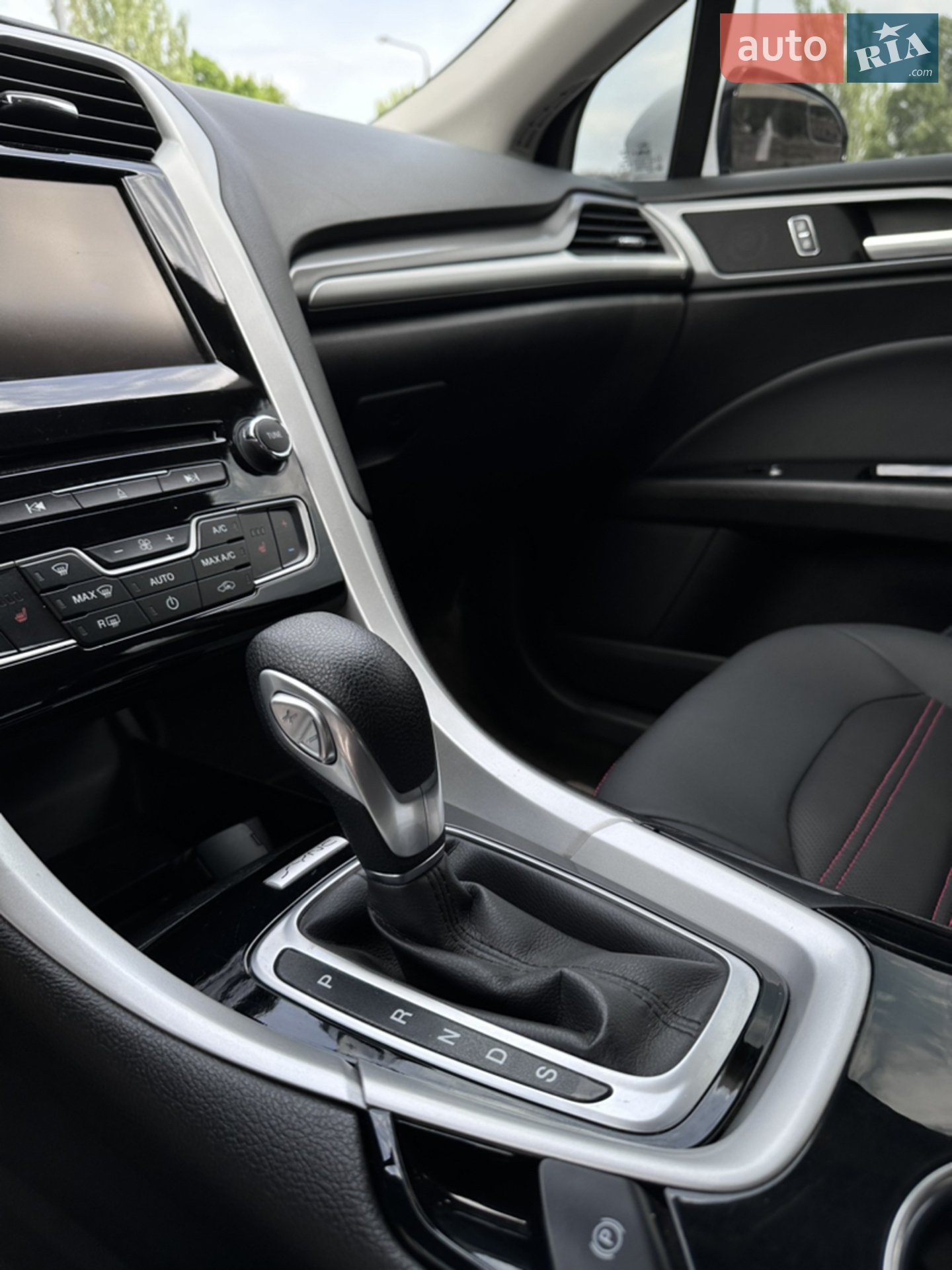 2015 Ford Fusion - мініатюра 11