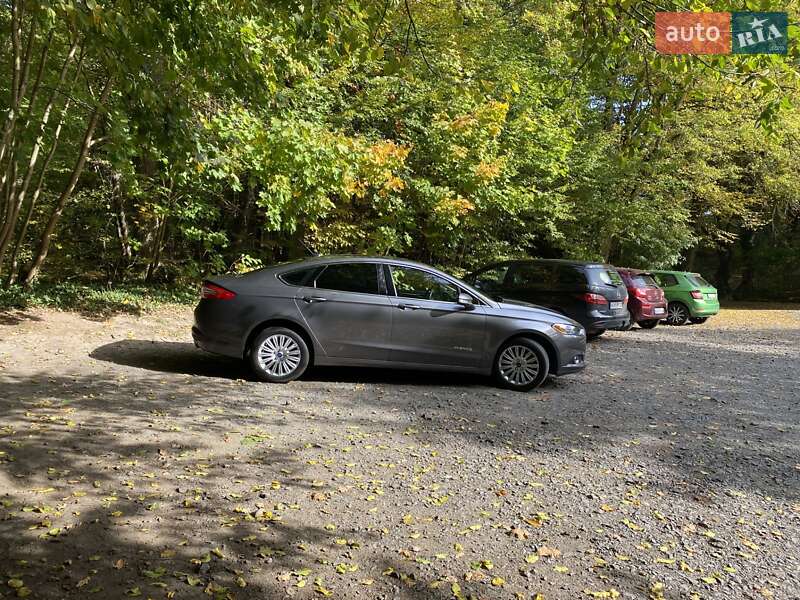 Седан Ford Fusion 2013 в Одессе
