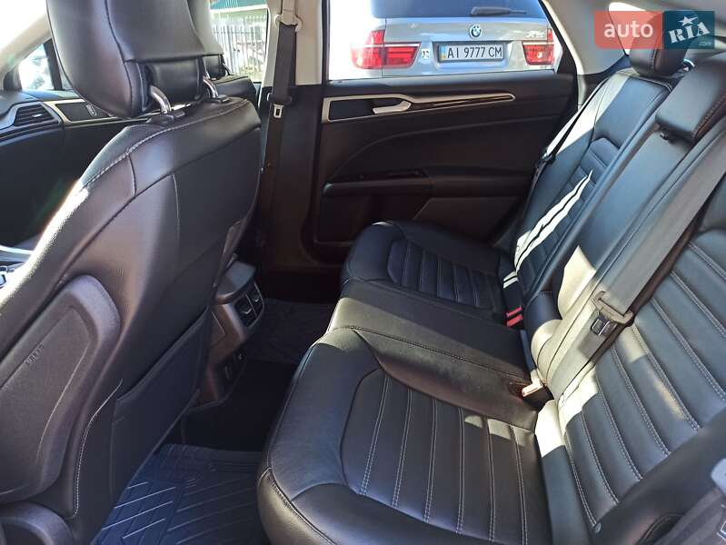 Седан Ford Fusion 2013 в Одессе