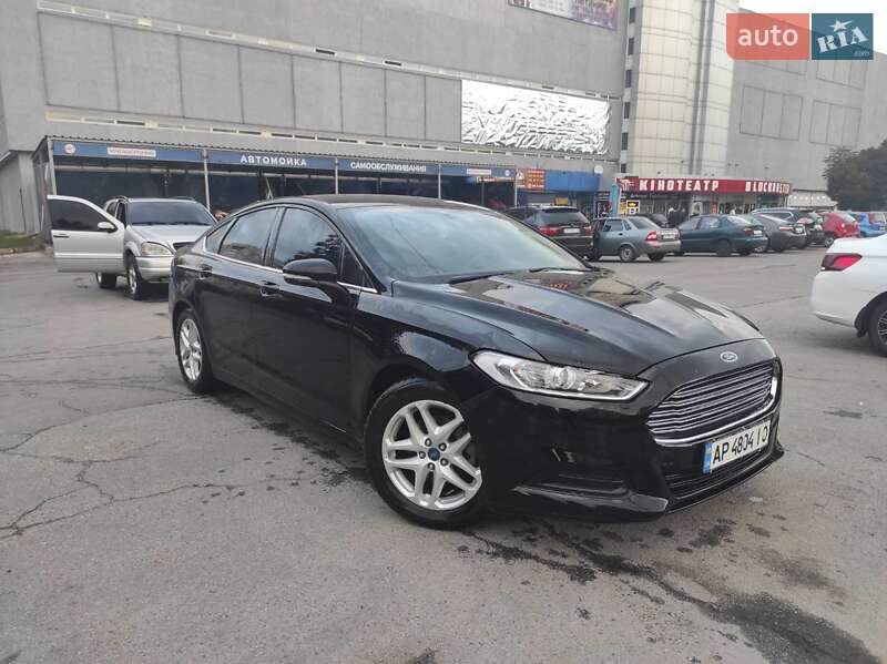 Седан Ford Fusion 2015 в Запоріжжі