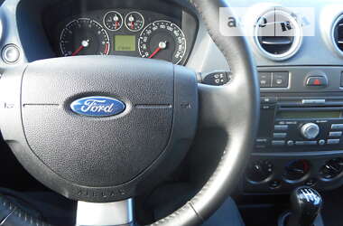 Хэтчбек Ford Fusion 2012 в Радивилове