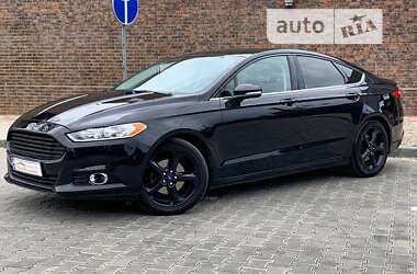 Седан Ford Fusion 2013 в Одесі