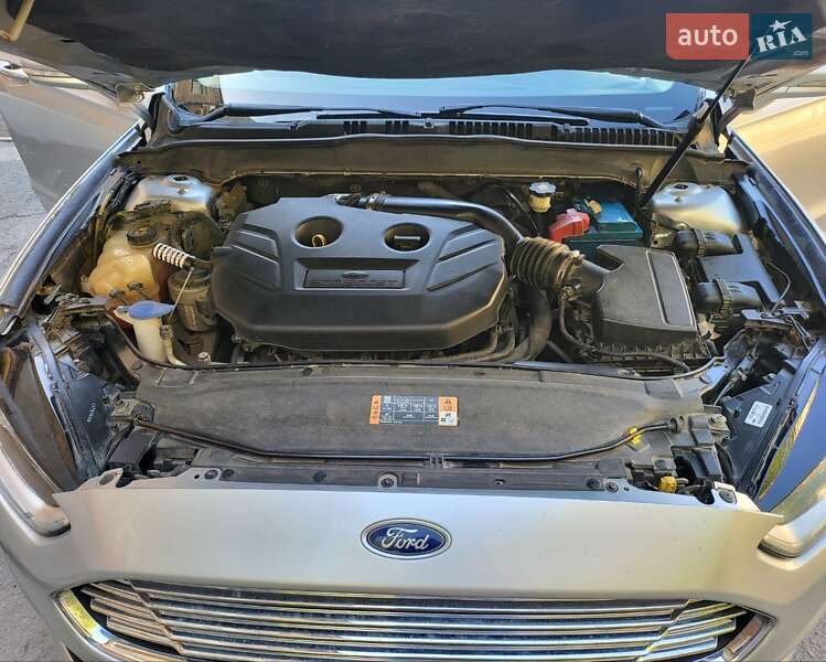 Седан Ford Fusion 2015 в Запоріжжі