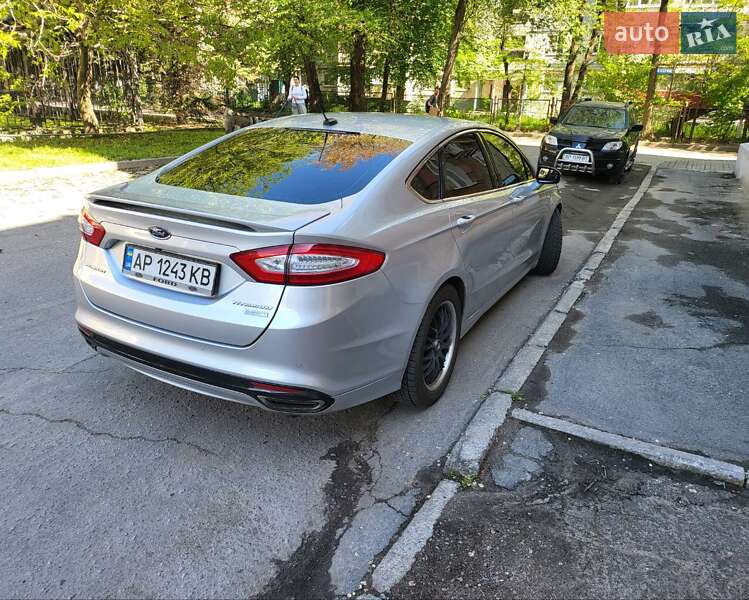 Седан Ford Fusion 2015 в Запоріжжі