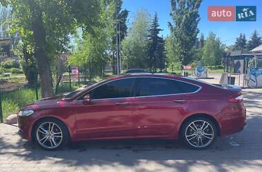 Седан Ford Fusion 2013 в 