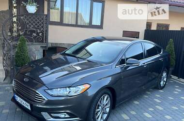 Седан Ford Fusion 2016 в Жовкве